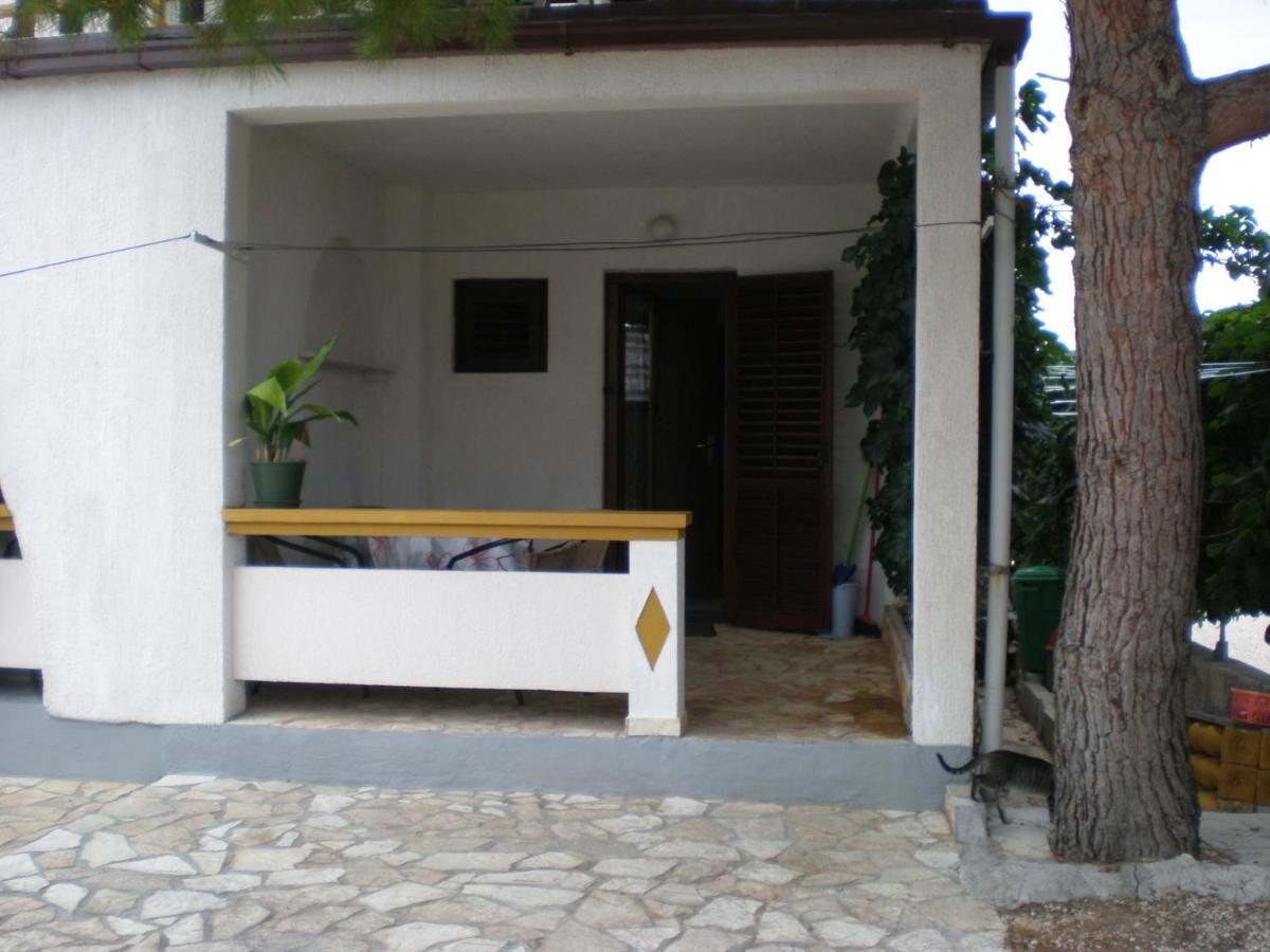 Apartments Pogacic Вир Экстерьер фото